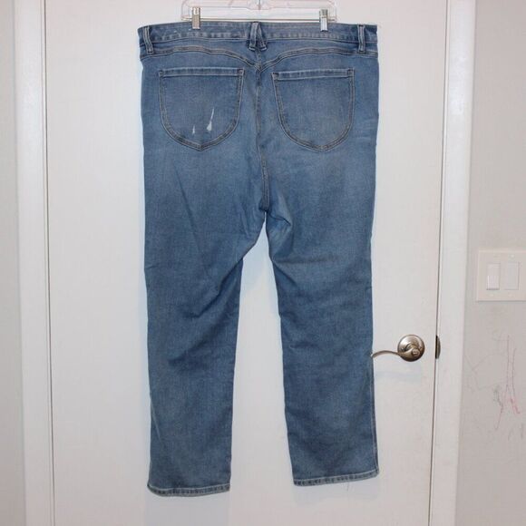 Lane Signature Fit Body Icon Straight Jean - Light Wash Women's Size 22 - Picture 7 of 15